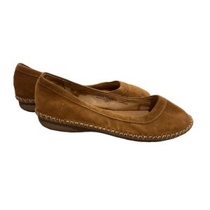 Coldwater Creek Shoes Womens 9.5W Brown Ballet Flats Suede Classic Chic